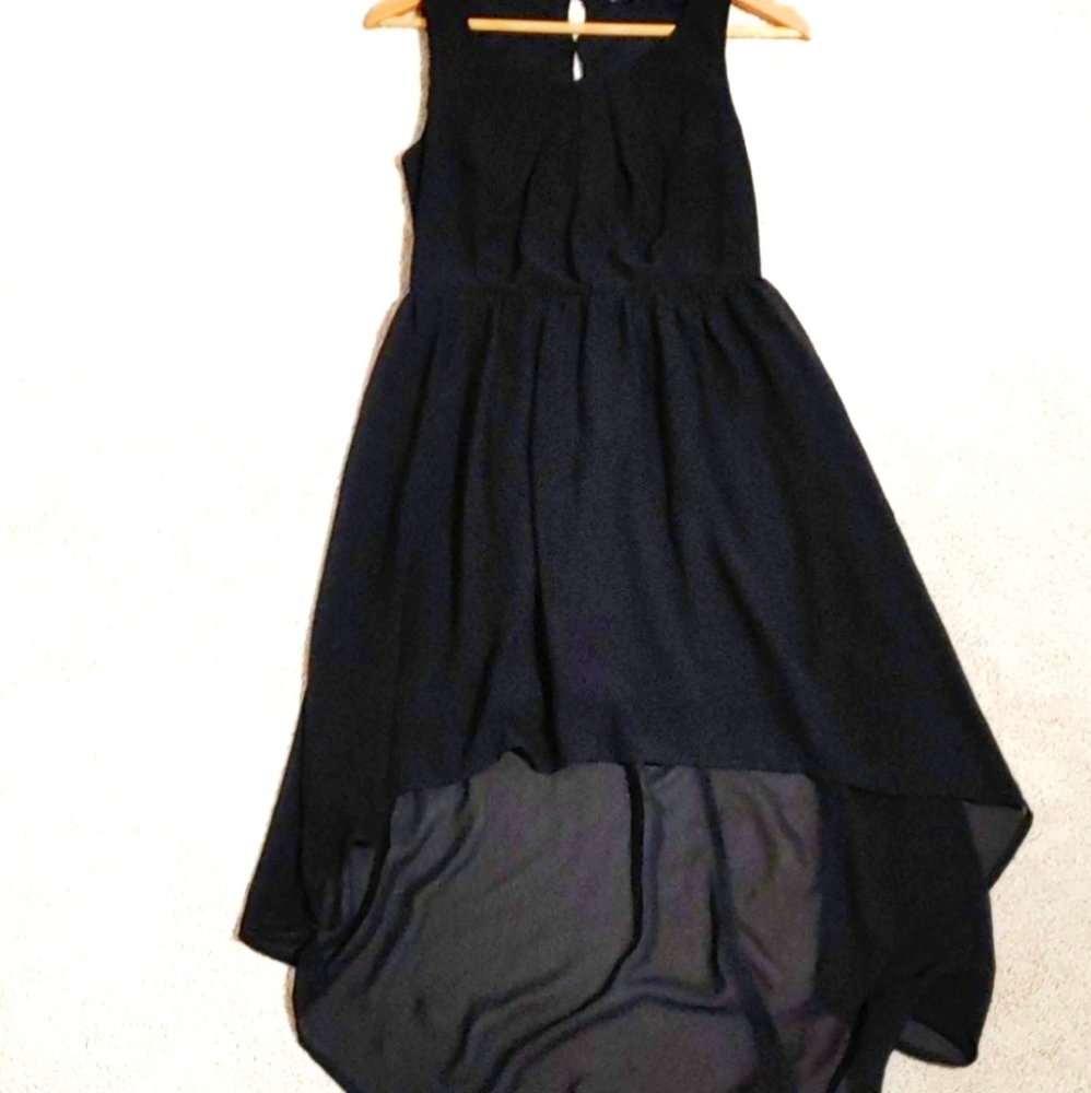😍 2/$30 Doe & Rae sleeveless dress